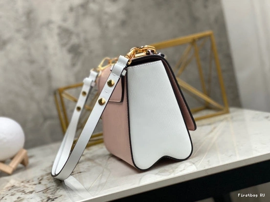 Firstbag VUITTON LOUIS TWIST MM 0727